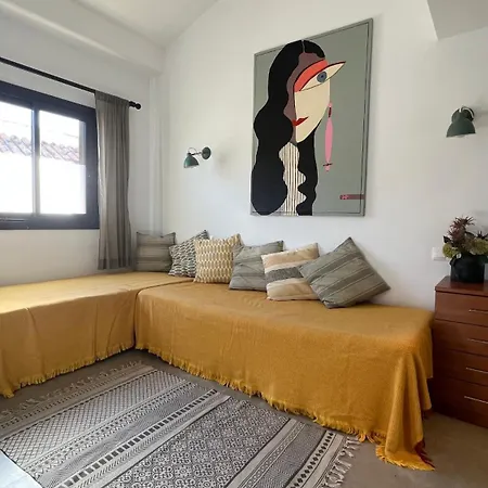 Old Town Nerja, Stunning Sea Views Daire